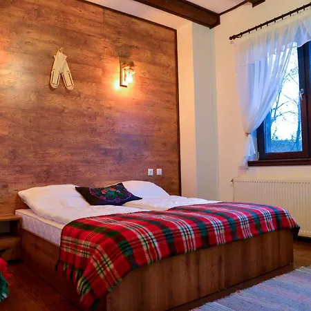 Vakantiehuis неси Leshten